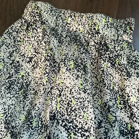 BCBGeneration Shorts - Picture 2 of 10